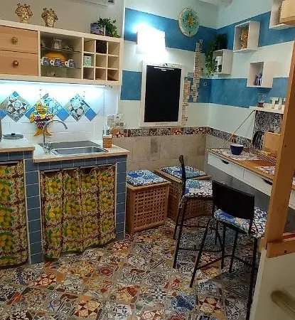 Casa Titanic Siracusa * Syracuse